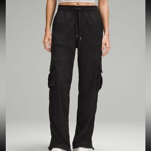Lululemon Athletica Black Dance Studio Relaxed-Fit Mid-Rise Cargo Pant, Like new